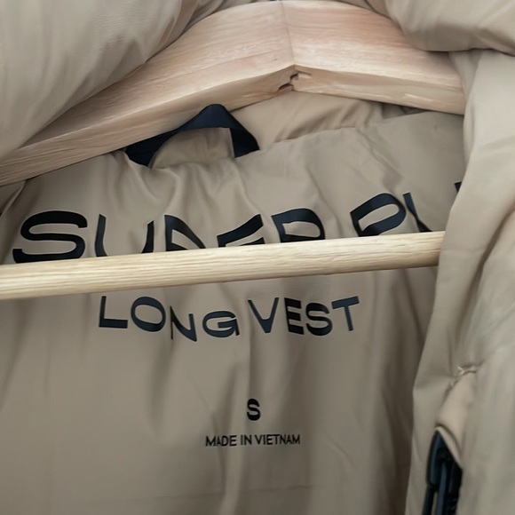 Aritzia Superpuff long vest - Picture 2 of 4